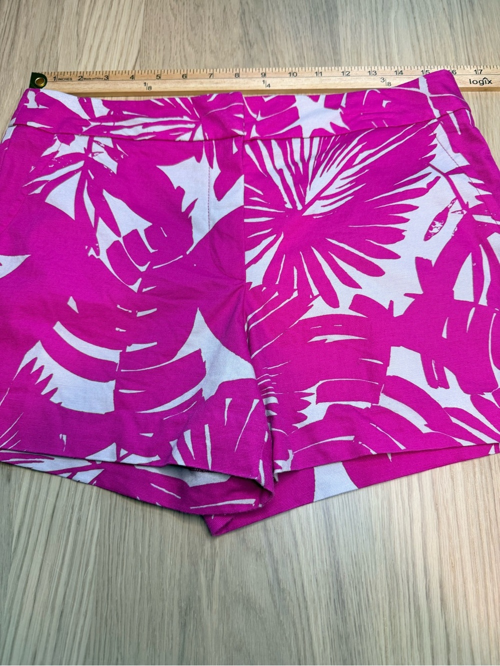 TRINA TURK Womens Pink Cream Palm Trees Resort  Casual Preppy Shorts Size 8 - Picture 7 of 11